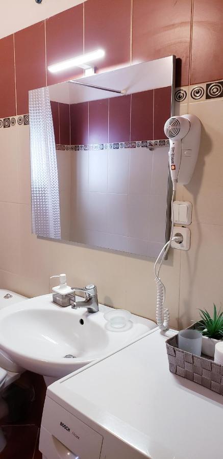 Michalis, 2-Bedroom Apartment In Saranda ภายนอก รูปภาพ